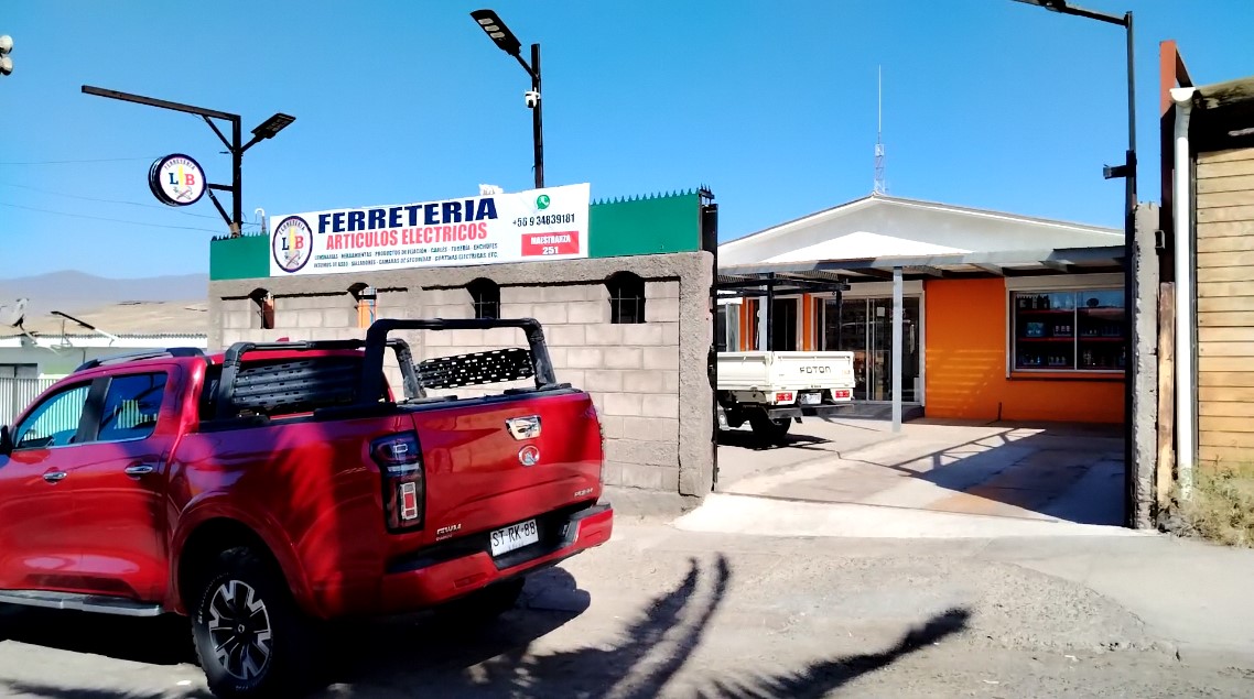 Nueva Ferreter&iacute;a LB fortalece el comercio local en Puerto Huasco y el valle